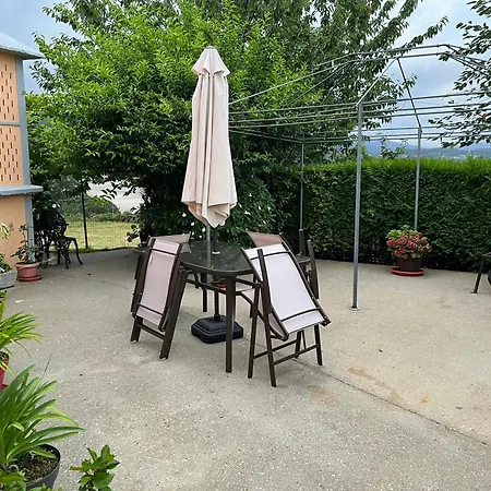 De Pascualin Con Jardin Privado En Ortigueira *