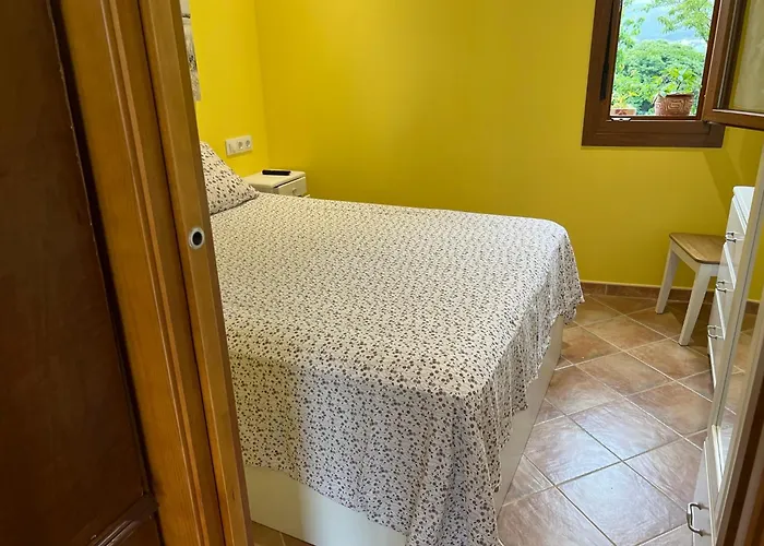 Appartamento De Pascualin Con Jardin Privado En Ortigueira La Coruña
