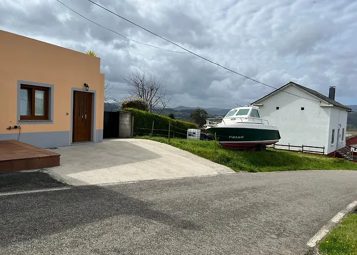 Apartamento De Pascualin Con Jardin Privado En Ortigueira